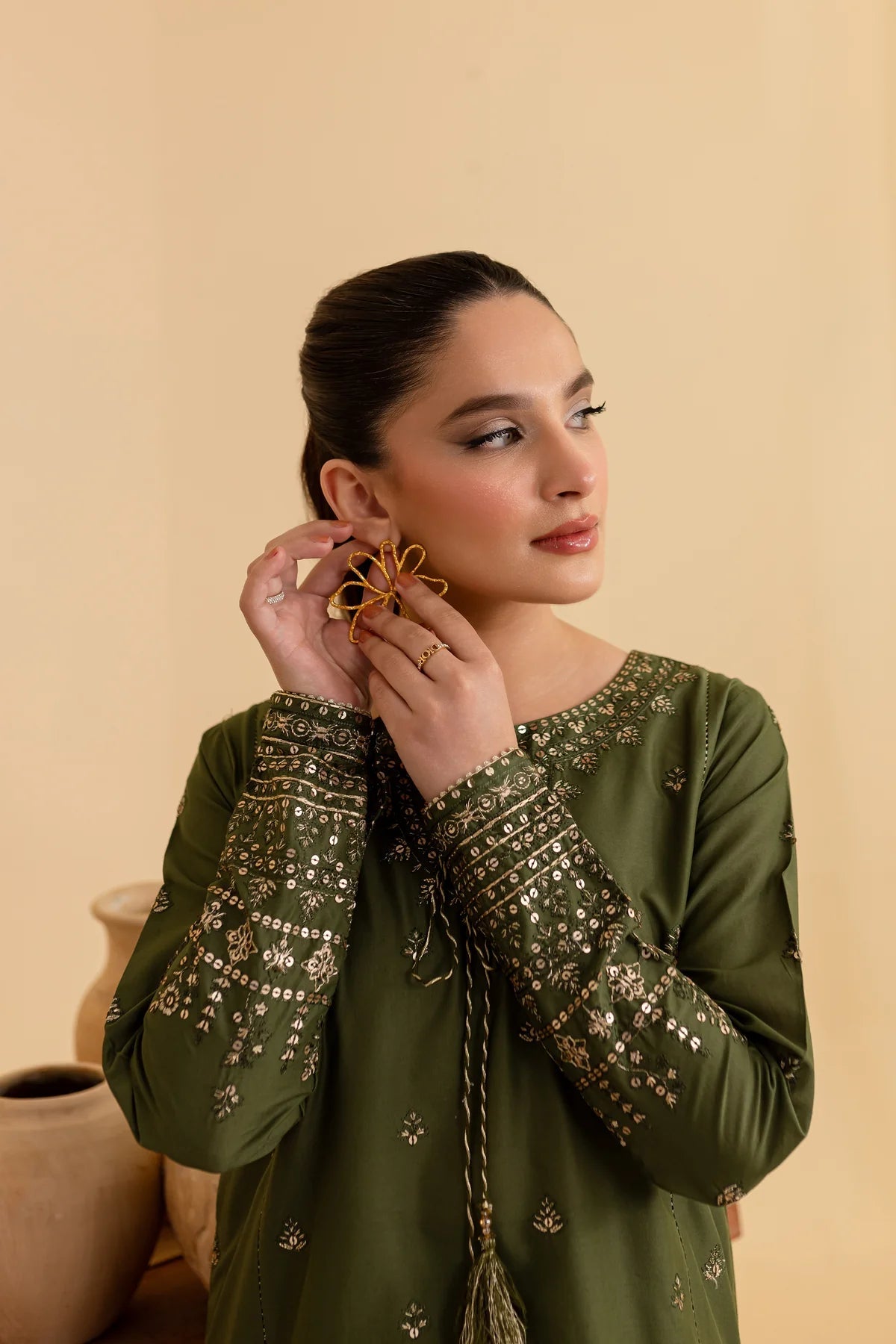 Nayab 2 Pcs