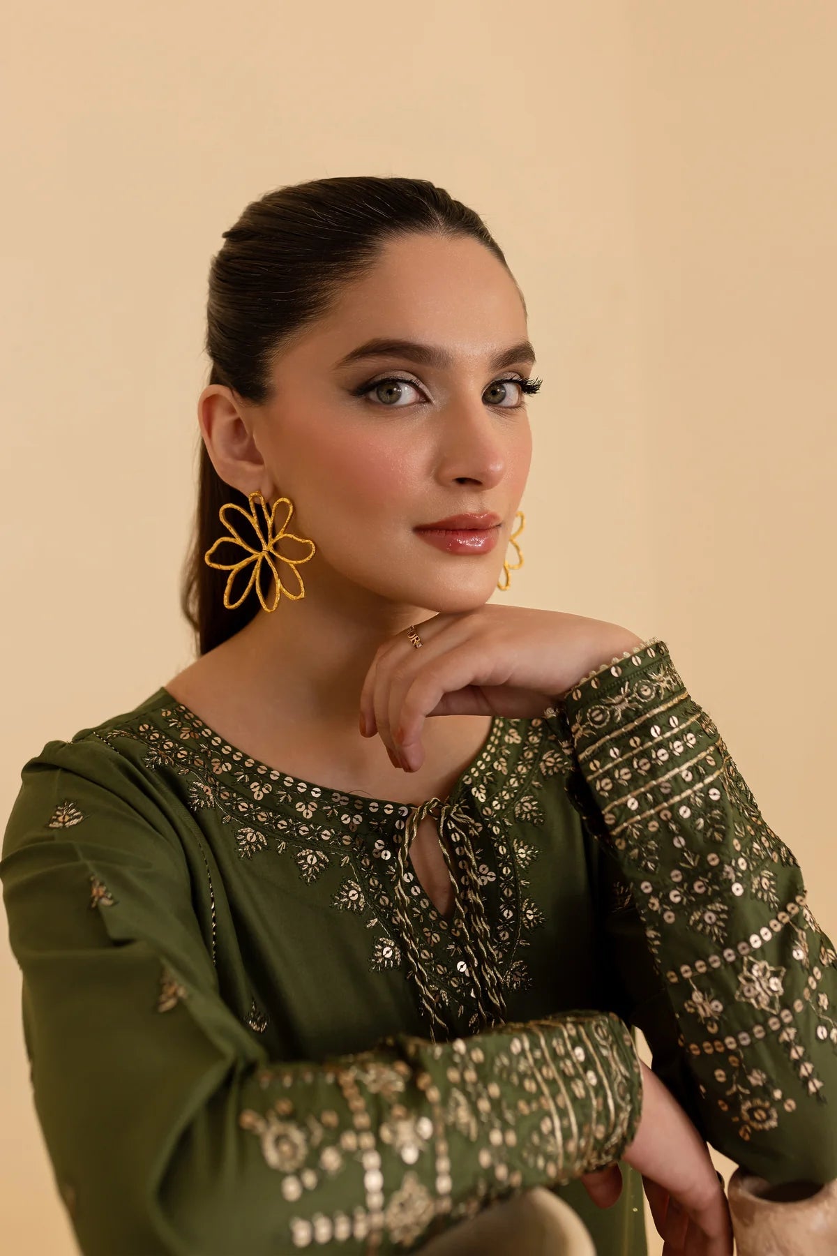Nayab 2 Pcs