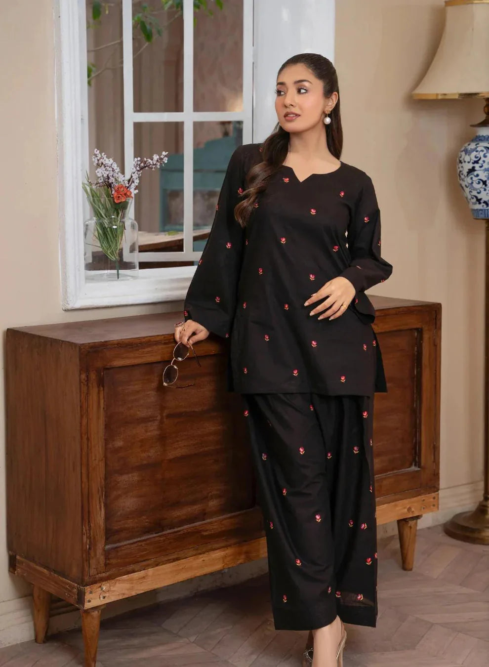 Flower-Petal Furshi Shalwar 3pc